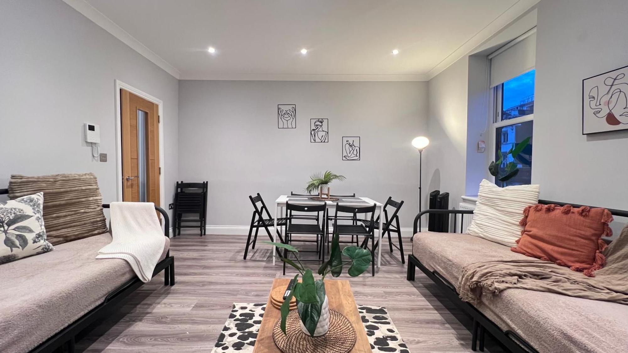 Beautiful Apartment In Camden Town ลอนดอน ภายนอก รูปภาพ
